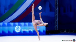 ita 40438 raffaeli sofia sfe08642 copia simone ferraro ph